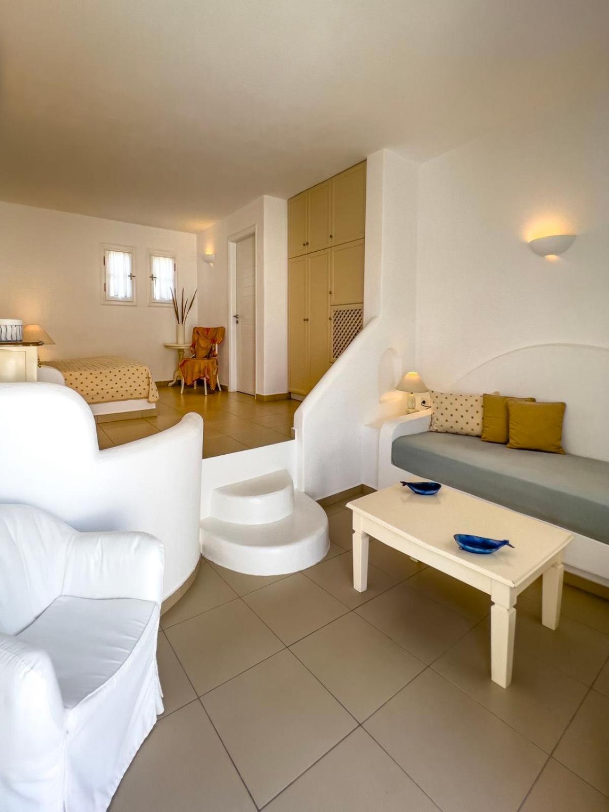 Aspalathras White Hotel Folégandros 외부 사진