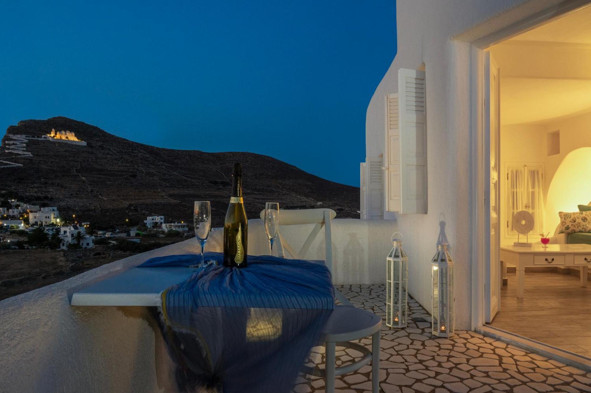 Aspalathras White Hotel Folégandros 외부 사진